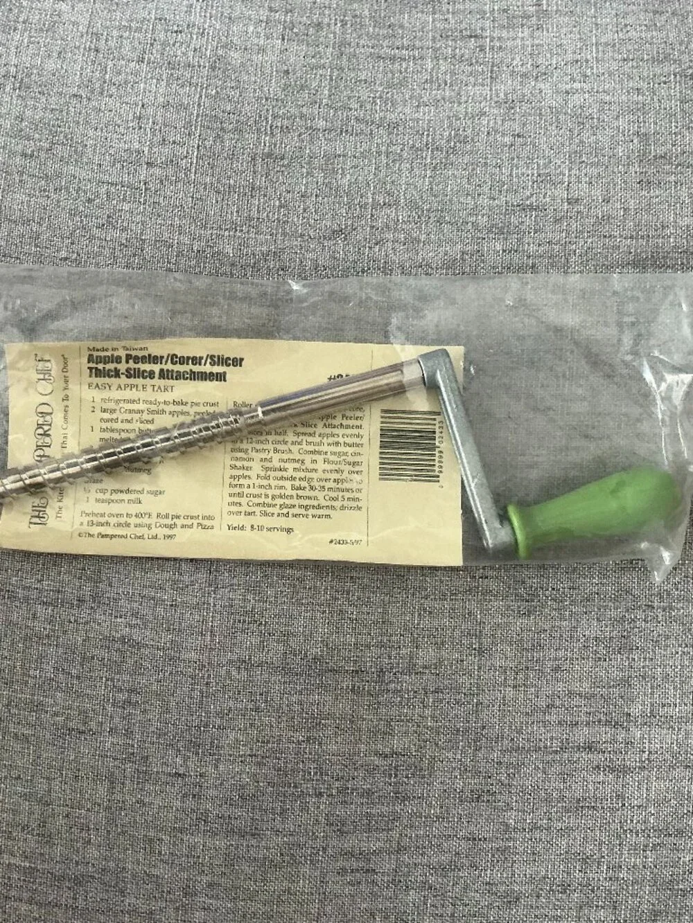 Pampered Chef Vintage Apple Peeler Corer Slicer Thick Slice Attachment 2433 NIP